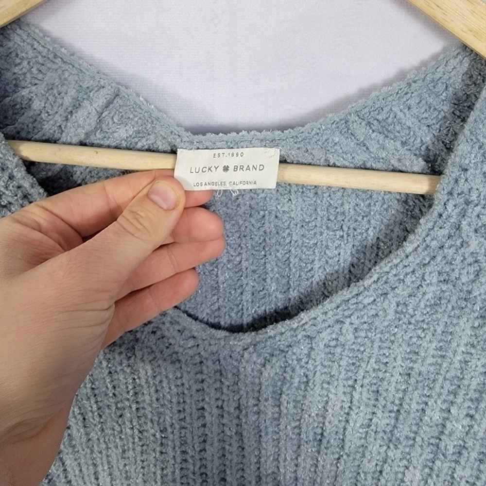 Women's size XS Knit Lucky Brand sweater